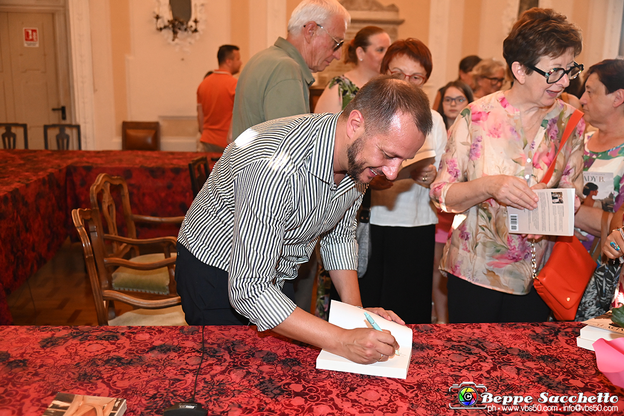 VBS_3391 - Presentazione libro 'Lady B.' di Leopoldo Aversente.jpg